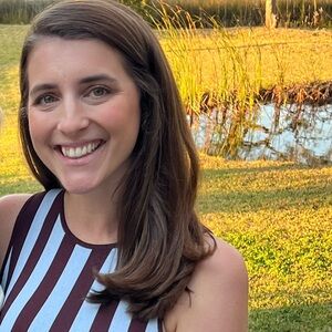 Meet your Posher, Carolina